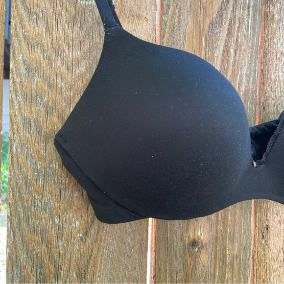 VICTORIAS SECRET Women’s Plunge Push Up Black Bra Size 34C - Picture 2 of 14